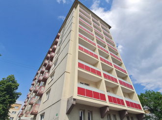 Oplatí sa obnovu pozastaviť, než platiť priveľa