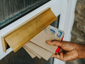 Ako vás nájde poštár, ak vás nenájdeme my? 