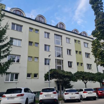 Inbound3438765492293972172