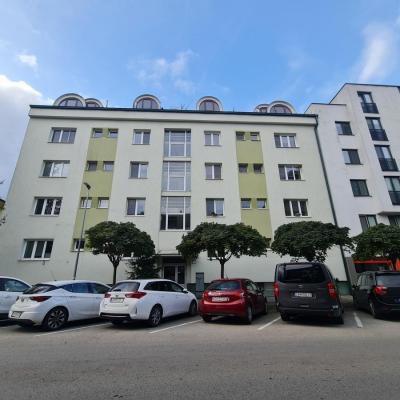 Inbound7154780464975184670